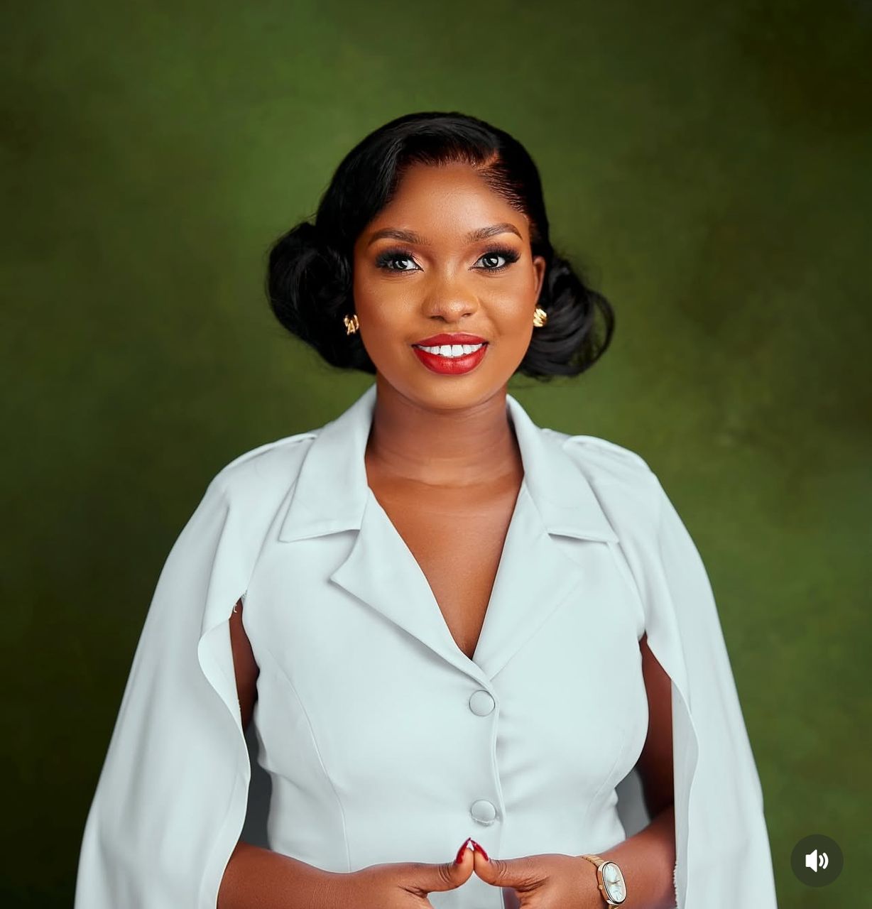 Portrait of Simisola Sobowale, Founder of Aviralight